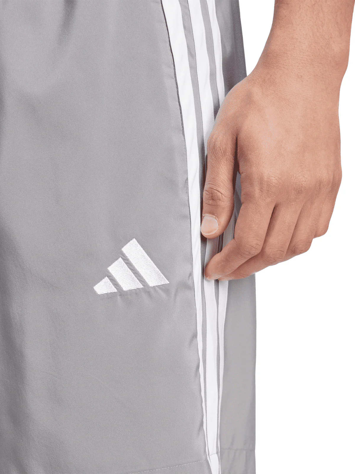Calções de Poliéster Homem Adidas Chelsea Essentials 3 Stripes - Image 5