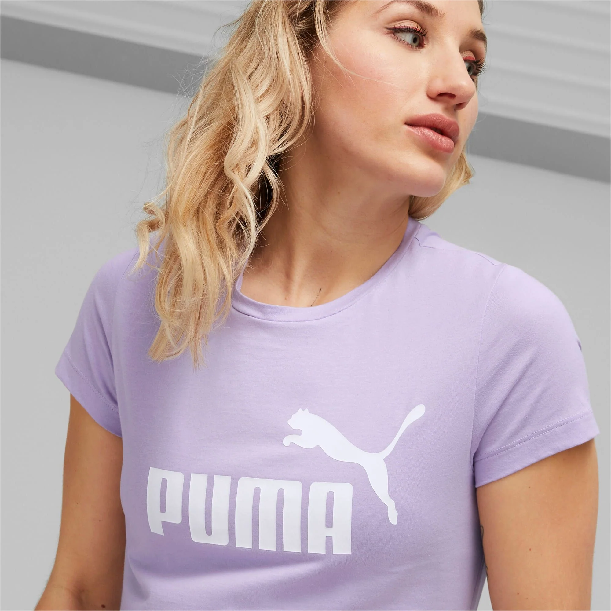T-shirt Mulher Puma Ess Logo - Image 3
