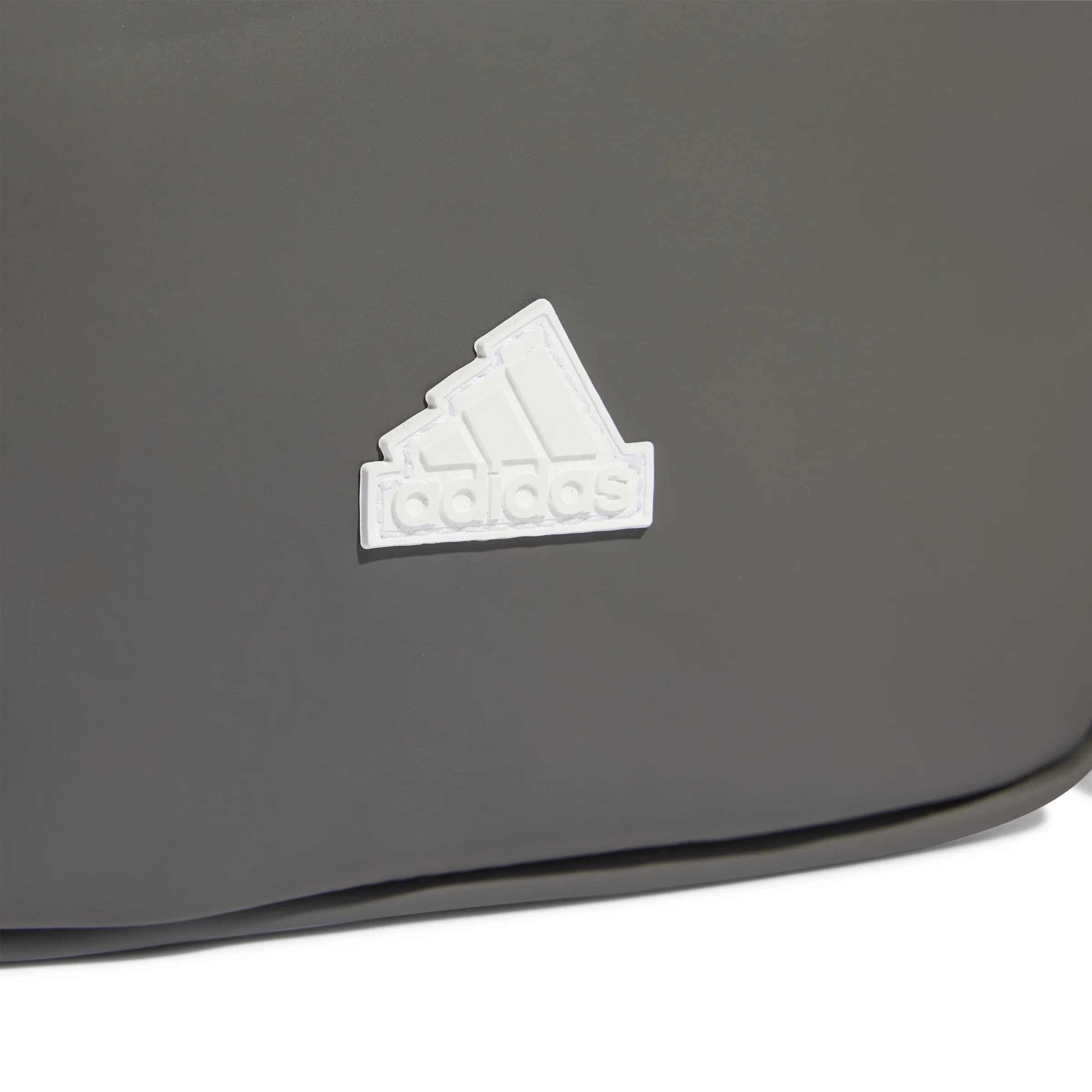 Mala Adidas Essentials - Image 6