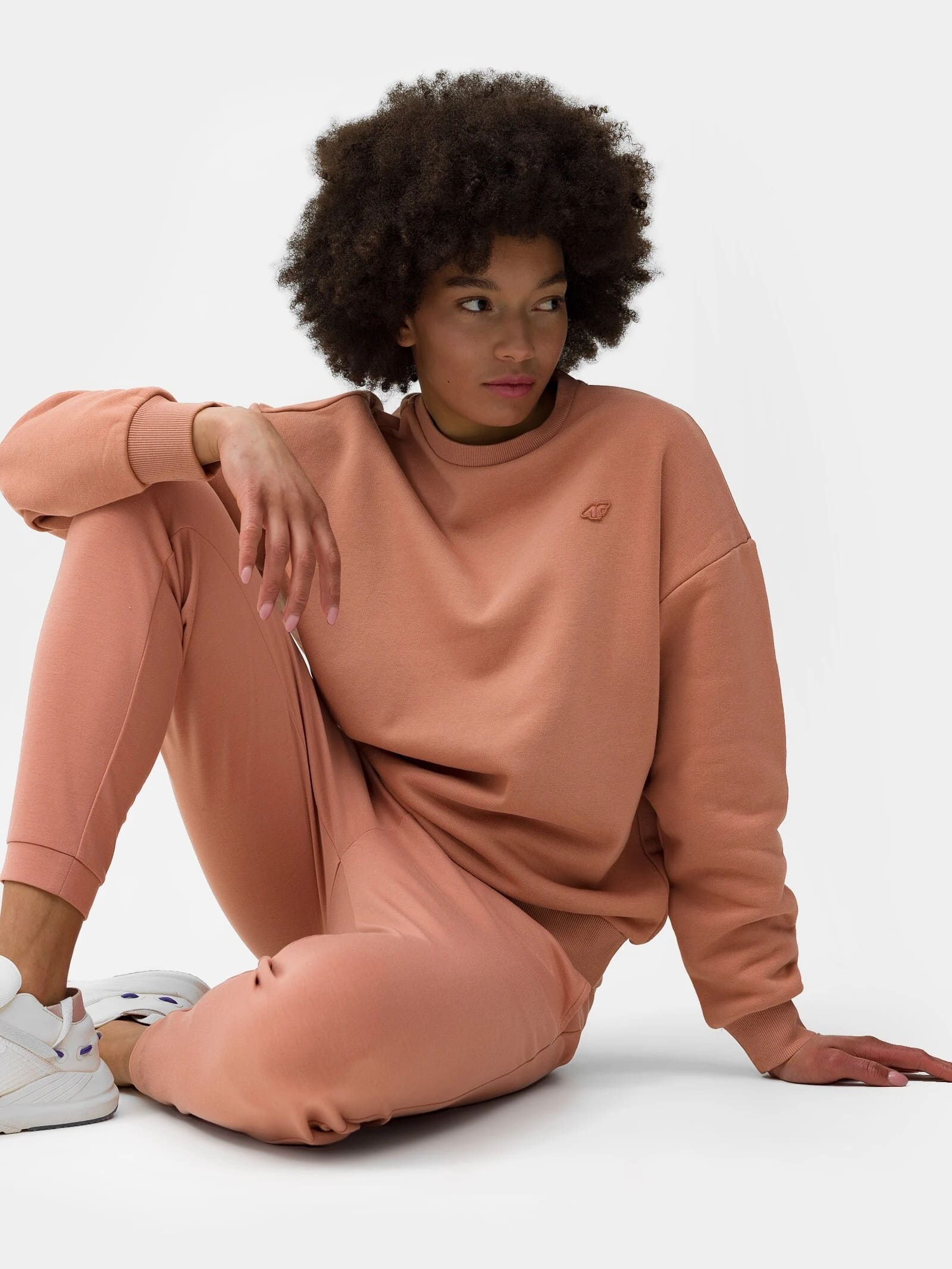 Sweatshirts Mulher 4F - Image 3