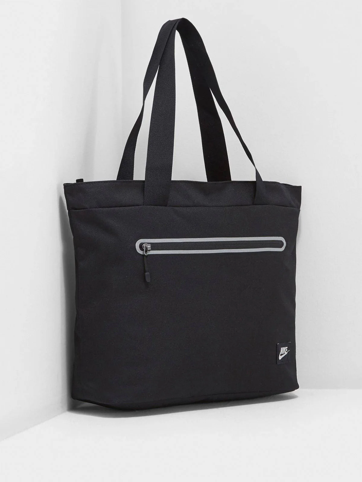 TECH TOTE